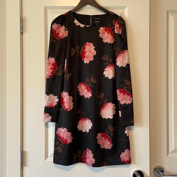 RW&CO dress - Picture 1 of 4